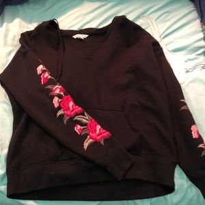 American Eagle outfitters V-neck hoodie